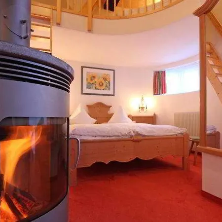 Turm Graecherhof Hotel Grachen